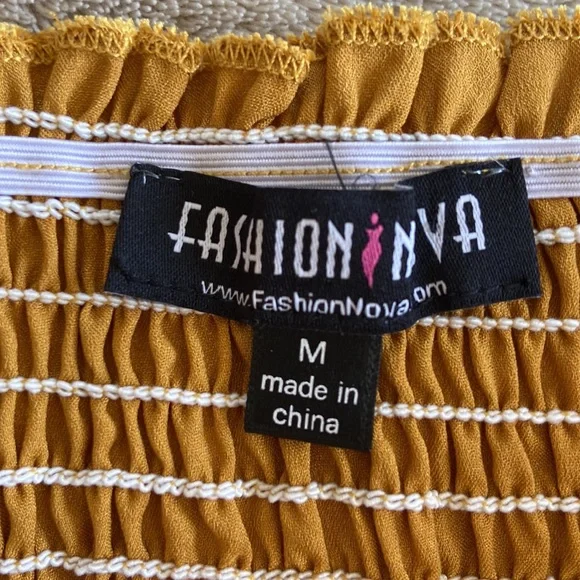 Fashion Nova Gold Long Sleeve Crop Top - Picture 4 of 6